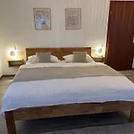 Διαμέρισμα Grosse, Ruhige In Rosengarten - Parkplaetze - 3 Schlafzimmer - Fahrradraum Rieden (Schwabisch Hall)