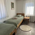 Διαμέρισμα Grosse, Ruhige In Rosengarten - Parkplaetze - 3 Schlafzimmer - Fahrradraum Rieden (Schwabisch Hall)