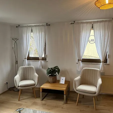 Διαμέρισμα Grosse, Ruhige Wohnung In Rosengarten - Parkplaetze - 3 Schlafzimmer - 7 Personen - 3 Tv