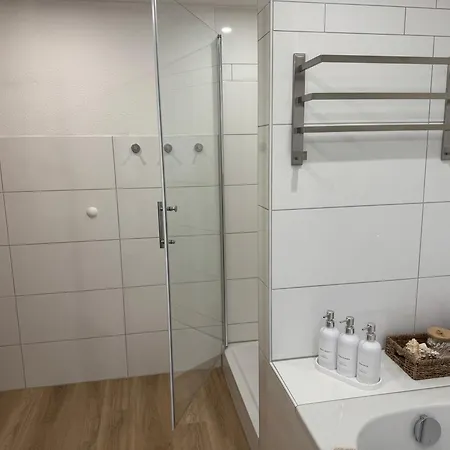 Διαμέρισμα Grosse, Ruhige Wohnung In Rosengarten - Parkplaetze - 3 Schlafzimmer - 7 Personen - 3 Tv Rieden (Schwabisch Hall)