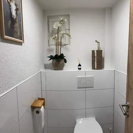 Grosse, Ruhige Wohnung In Rosengarten - Parkplaetze - 3 Schlafzimmer - 7 Personen - 3 Tv Διαμέρισμα Rieden (Schwabisch Hall)