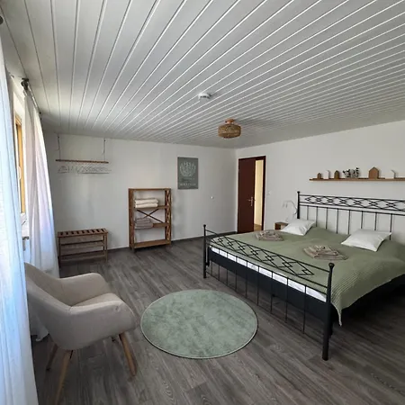 Διαμέρισμα Grosse, Ruhige Wohnung In Rosengarten - Parkplaetze - 3 Schlafzimmer - 7 Personen - 3 Tv Rieden (Schwabisch Hall)