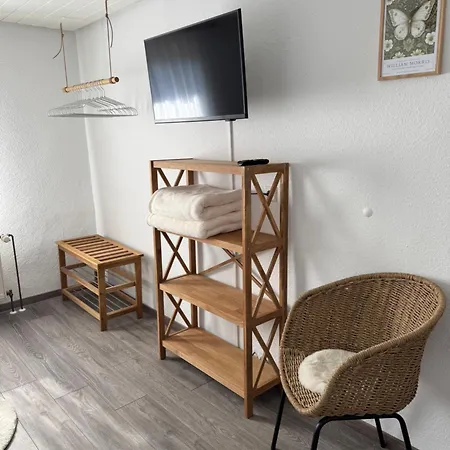 Grosse, Ruhige Wohnung In Rosengarten - Parkplaetze - 3 Schlafzimmer - 7 Personen - 3 Tv * Rieden (Schwabisch Hall)