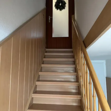Διαμέρισμα Grosse, Ruhige Wohnung In Rosengarten - Parkplaetze - 3 Schlafzimmer - 7 Personen - 3 Tv